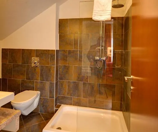 Πανδοχείο Gaestehaus Leimer Braeu